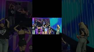 twice rollin twiceinchicago twice5thworldtour readytobe twiceconcert fancam once [upl. by Glenna307]