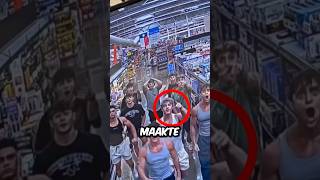 Groep Gespierde Mannen In De Supermarkt😂💪🏻 devindfitIG [upl. by Sutton]