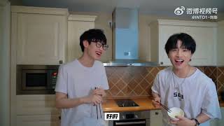 【INTO1 BoYuan 伯远】BoYuan appears in AKs cooking vlog Cut — 220701 [upl. by Leacock]