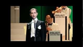 Max Raabe amp Palast Orchester Mein Gorilla hat ´ne Villa im Zoo [upl. by Etnoved]