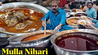 Mulla Nihari pe Pehli Sehri  Ramzan Night in Karachi PIB Colony  Street Food of Pakistan [upl. by Adnilre]