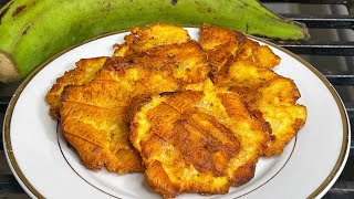 How To Fry PlantainsGreen Plantains Jamaican StyleTHE RAINA’S KITCHEN [upl. by Lindgren679]