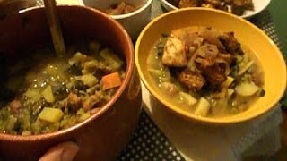 Video Ricetta Zuppa Toscana  Ricetta della tradizione Italiana Cucinando per Caso e per [upl. by Enyledam]