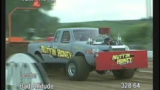 Outlaw Pulling  Modified 4wd Manilla IA [upl. by Kalina]