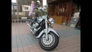 Intruder Classic 400 Suzuki [upl. by Yorgo803]