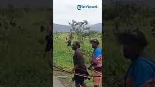 Dandim Jayawijaya Turn Langsung Melerai Perang Suku di Wamena Papua Pegunungan [upl. by Mullac]