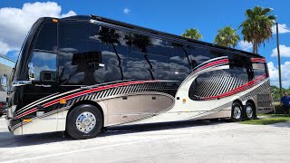 Tour of Prevost Liberty Coach Quad Slide that is For Sale [upl. by Aikam]