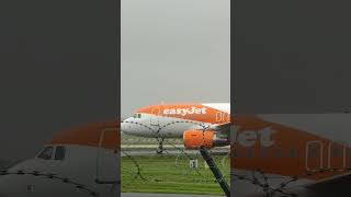 easyJet A319 Taxi At Manchester Airport airline aviation [upl. by Michelsen]