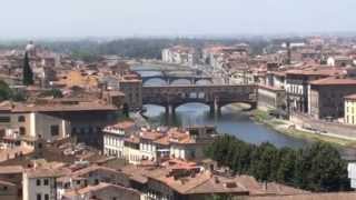 Piazzale Michelangelo quotMichelangelon aukioquot in Firenze [upl. by Elleved]