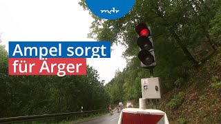 Erzgebirge Baustellenampel sorgt seit 18 Jahren für Frust  MDR um 4  MDR [upl. by Martino614]