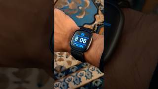 The Fitbit Versa 4s quotBig Timequot Clock Face is Not Bad [upl. by Jesselyn613]