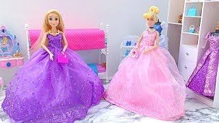 🎀 BARBIE PRINCESS BEDROOM 🎀 CINDERELLA RAPUNZEL MORNING ROUTINE BATHROOM 🎀 BARBIE DOLL HOUSE [upl. by Ayahs]