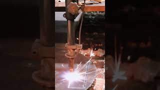 Flame cutting ——flame and steel plate passion collisionSteel plate cutting flame cutting [upl. by Idnod]