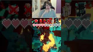 Quel MOB Survit au NETHER  minecraft youtubecreatorcommunity shorts [upl. by Sholley]