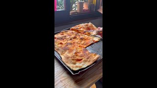 FOCACCIA SOTTILE alla PIZZAIOLAun sogno🤩 Shorts [upl. by Zildjian963]