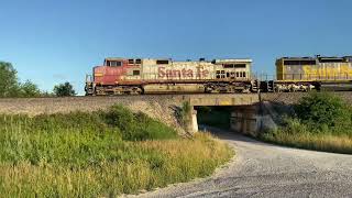 Warbonnet Bluebonnet and dash 8 insane lashup on MGALCHI 7424 [upl. by Ramak]