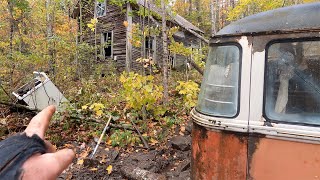 Old Abandoned House Whats Inside [upl. by Rimat992]