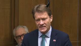 Tice’s Fascist Fibs PM Starmer ridicules ProTruss MiniBudget Cheerleader Over Labours Economy [upl. by Eidod]