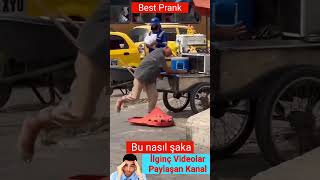 Önce ayağını gıdıkladı sonra terliğini alıp yerine koskocaman bir terlik koydu şakası çok komikti 🤣 [upl. by Notsyrb]