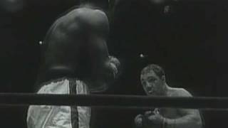 Rocky Marciano vs Ezzard Charles  8th Round KO [upl. by Chiquia]