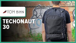 Tom Bihn Techonaut 30 Review 2 Weeks of Use [upl. by Anelat]