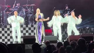 Gwen Stefani  BathwaterNo Doubt song Live Cali Vibes Fest Long Beach CA170224 [upl. by Ard]