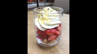 Trifles aux fraises et chèvre frais 🍓🍓🍓 [upl. by Nallid796]