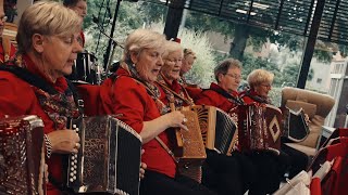 Internationale Ouderendag in De Vriezenhof [upl. by Negriv645]