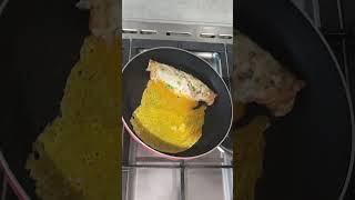 Special omelette roll shortsfeed youtubeshorts ytshorts omelette eggrecipes breakfast [upl. by Verger]