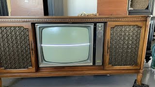 1966 RCA CTC21 Color Combo TV Chassis Vertical Repair on Jig One [upl. by Aurel673]