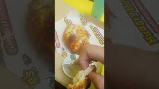 hungry Howies Pizza 8 piece wings and cheesy bread quick review [upl. by Bowrah897]