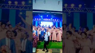 Iyumvire wa mukobwa wo muri holy Nation choir akoze akantu kadasanzwe [upl. by Tucky]