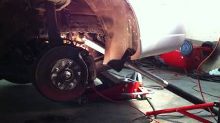 Crankshaft Pulley Bolt Starter Trick [upl. by Katrinka]