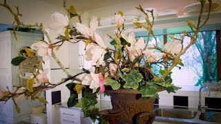 How to arrange with Magnolias Floristry Tutorial [upl. by Brookes508]