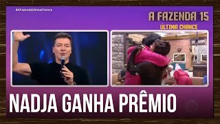 Nadja ganha R 10 mil e presenteia Márcia Fu durante dinâmica do Hora do Faro  Última Chance [upl. by Danaher]