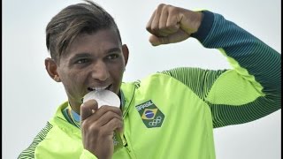 Brasil tem 1ª medalha na canoagem [upl. by Euqimod]