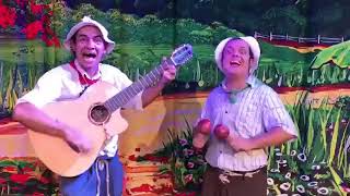 Juan Vainas Y Chibolo Cantando Feliz Navidad En RPASTEN [upl. by Lennaj]