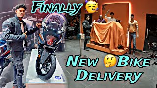 Finally New 🥳Bike  Delivery Le Li 🤩 Konsi Bike hogi btao 🧐 2025 ki bike [upl. by Docile24]