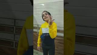 Joote de do paise le Lo bollywood music song youtube viralvideo dance shorts [upl. by Mihe]