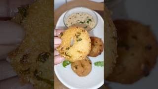 🤤 Instant Rava Medu Vada subscribe youtubeindia shorts cookin youtubeshorts youtube youtuber [upl. by Assira]