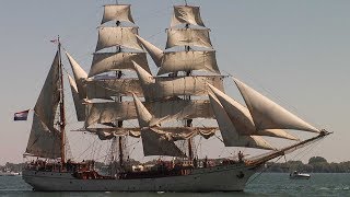 ⛵ Toronto Tall Ships Parade 2010 [upl. by Weinreb]