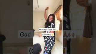 Heavily pregnant woman dances Omemma live🥰😍🙏🏽💃🏽 youtubecreatorcommunity omemma [upl. by Aymik722]