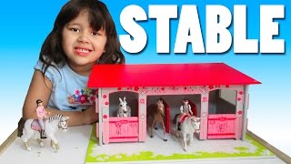 Stable and Horses Playset from Papo and Schleich Farm Life Playmat [upl. by Adnihc445]