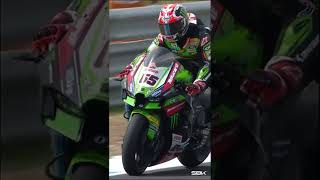 Jonathan Rea and Toprak Razgatlioglu BRAKE HARD [upl. by Sissie]