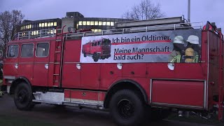 24stündige Mahnwache von Feuerwehrleuten gegen 62 Pensionsalter vor NRWLandtag am 291123  OTon [upl. by Refotsirk449]