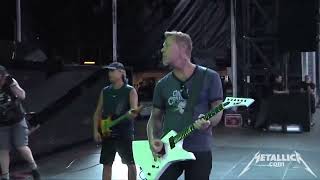 hetfield CANNOT play this song on THIS guitar [upl. by Tomas]