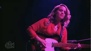 Anna Calvi  Surrender Elvis Presley Live in New York  Moshcam [upl. by Yelroc26]