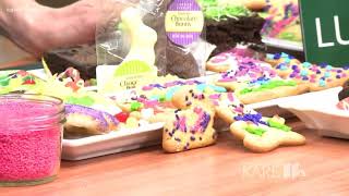 Decorating Easter cookies with the kids [upl. by Aser]