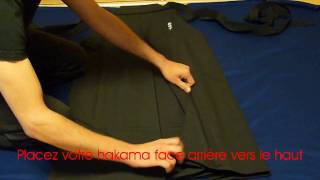 Comment plier  Le Hakama  How to fold  Hakama [upl. by Glaser]