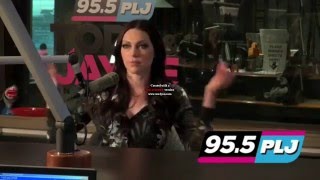 Orange is the new black Season 5 Interview Laura Prepon tells whos the best KISSER [upl. by Eirehc311]